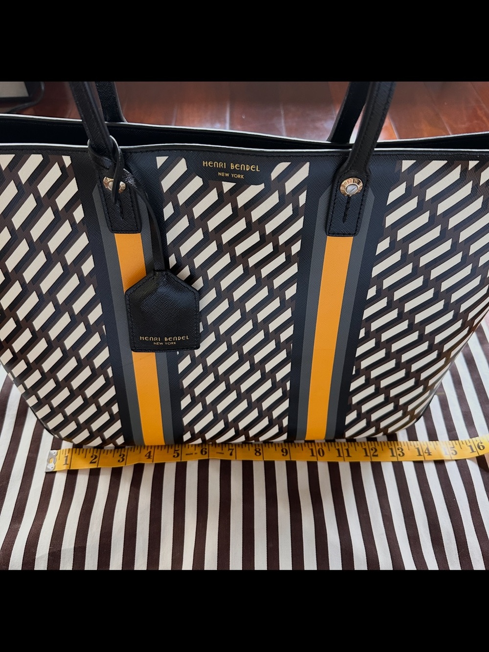 🌞Authentic Rare Henri Bendel Brown & Golden Patterned Tote / Handbag - Picture 7 of 14